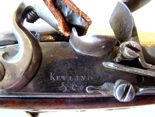 A fine pair of late 18th century brass barreled "Innkeeppers" coaching pistols inscribed "Whyte Hart, Bletchingley" — image 8